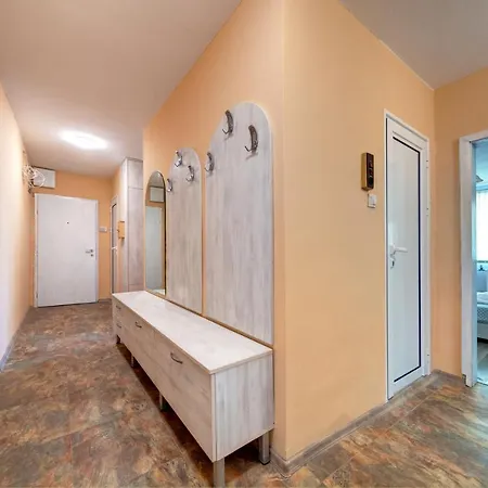 Daisy - 3 Room&kitchen In Lazur