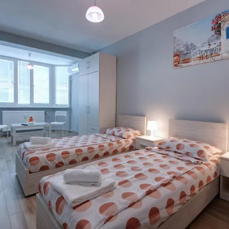 Daisy - 3 Room&kitchen In Lazur Apartment Burgas City