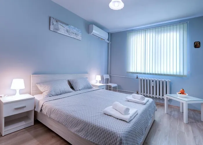 Daisy - 3 Room&kitchen In Lazur Apartment Burgas City